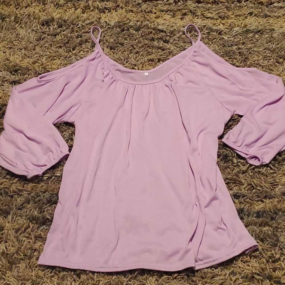 Woman's long sleeve top